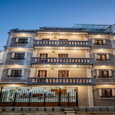 19Villamira Pondicherry Exteriör bild