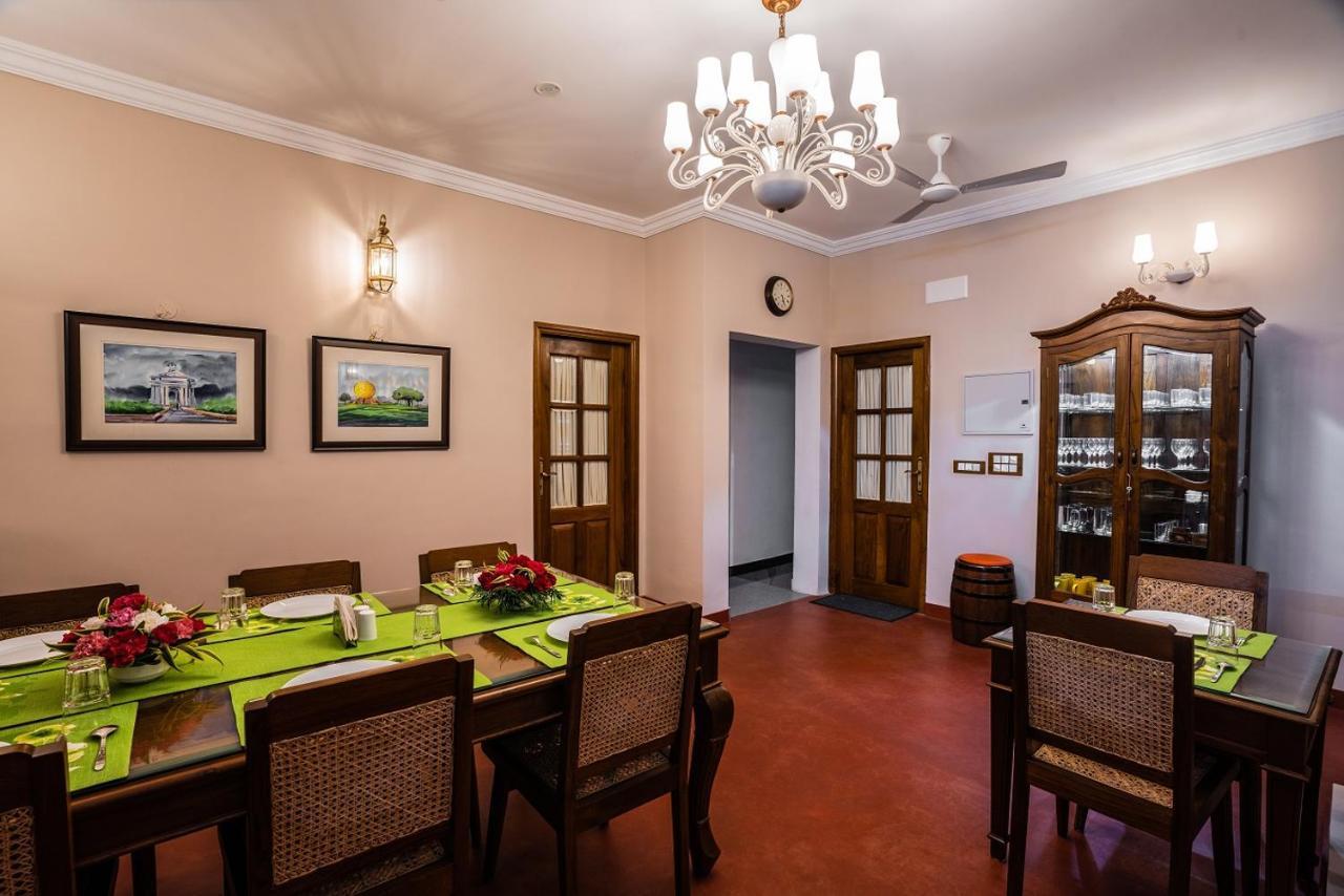 19Villamira Pondicherry Exteriör bild