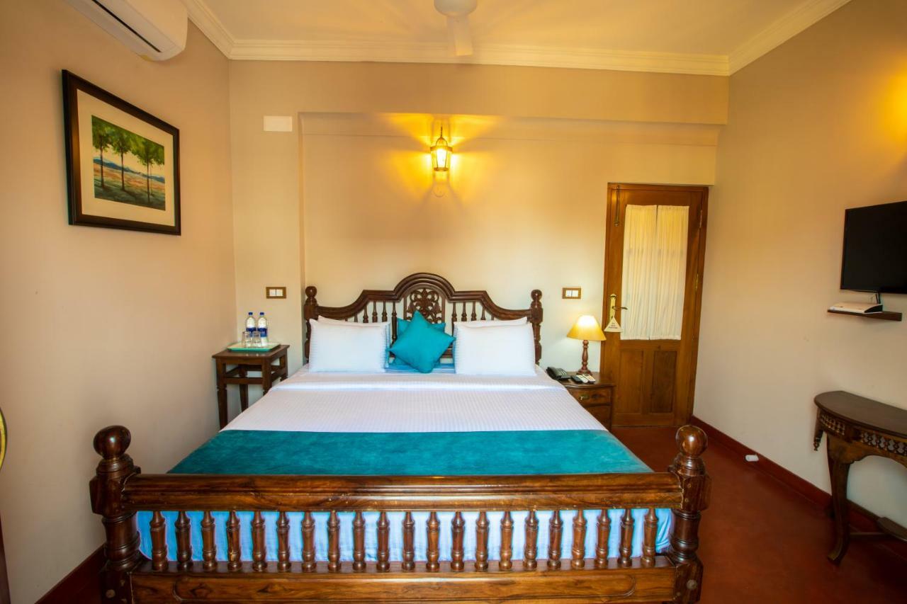 19Villamira Pondicherry Exteriör bild